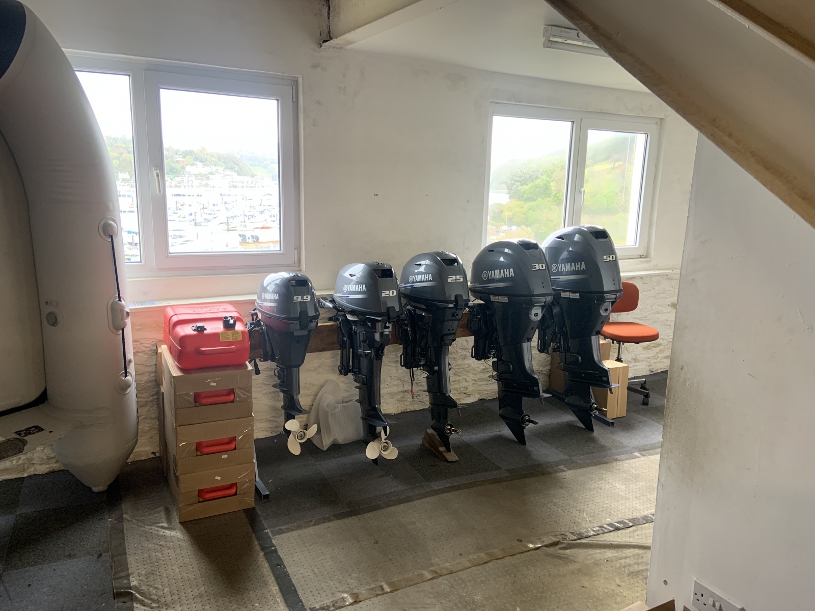 Chris Hoyle Marine Ltd Outboard Motor specialist, repairs, sales and