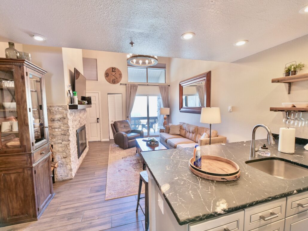 New Listing Crested Butte Axtel Ski Condo