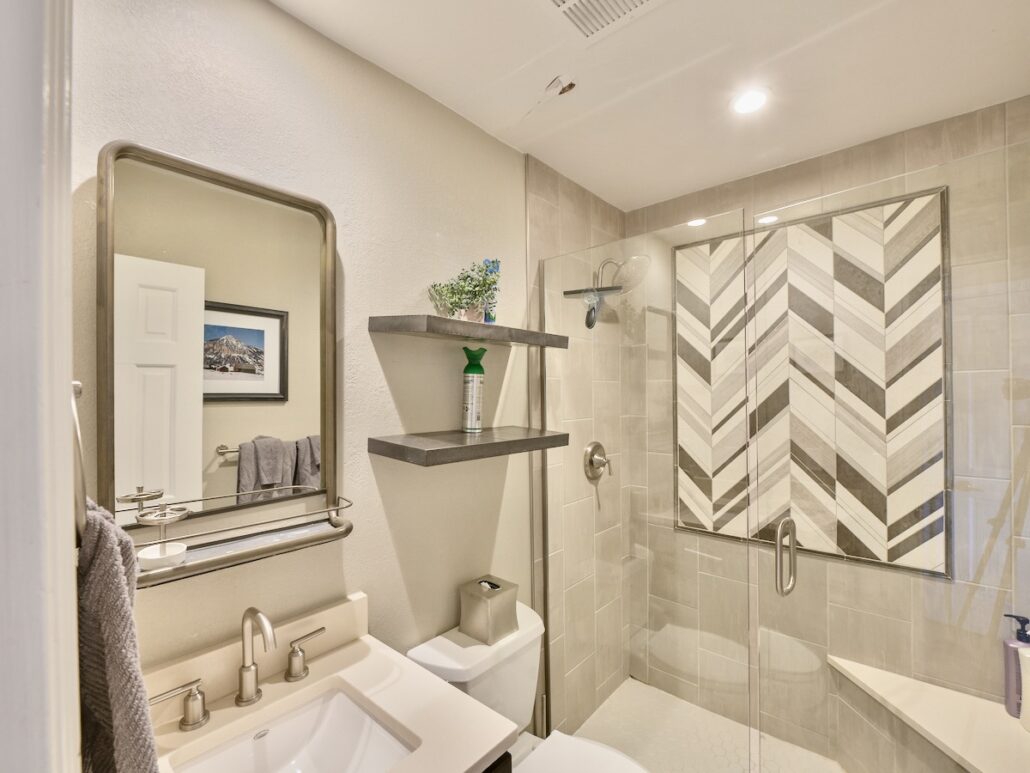 New Listing Crested Butte Axtel Ski Condo