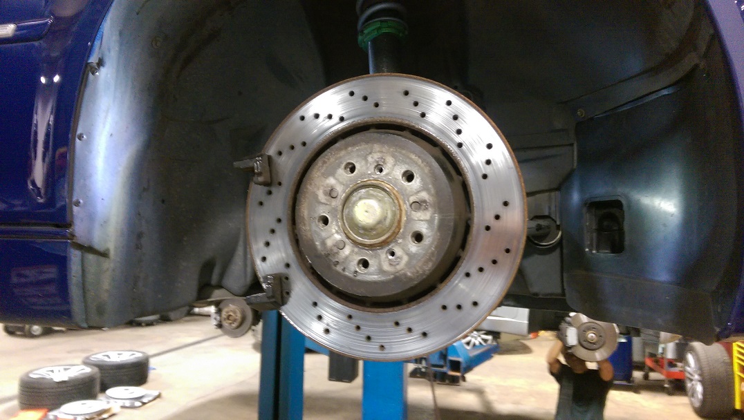 E46 M3 Front Brake Rotors and Pads Replacement