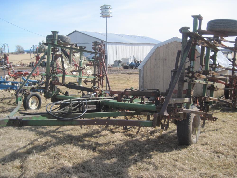 Auction Photos Friday, April 21, 2023 Stetsonville, WI