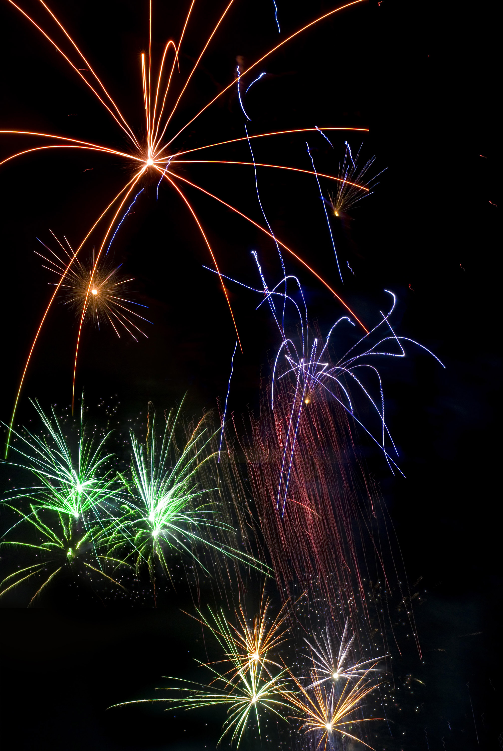 Photo of Firework Trails Free christmas images