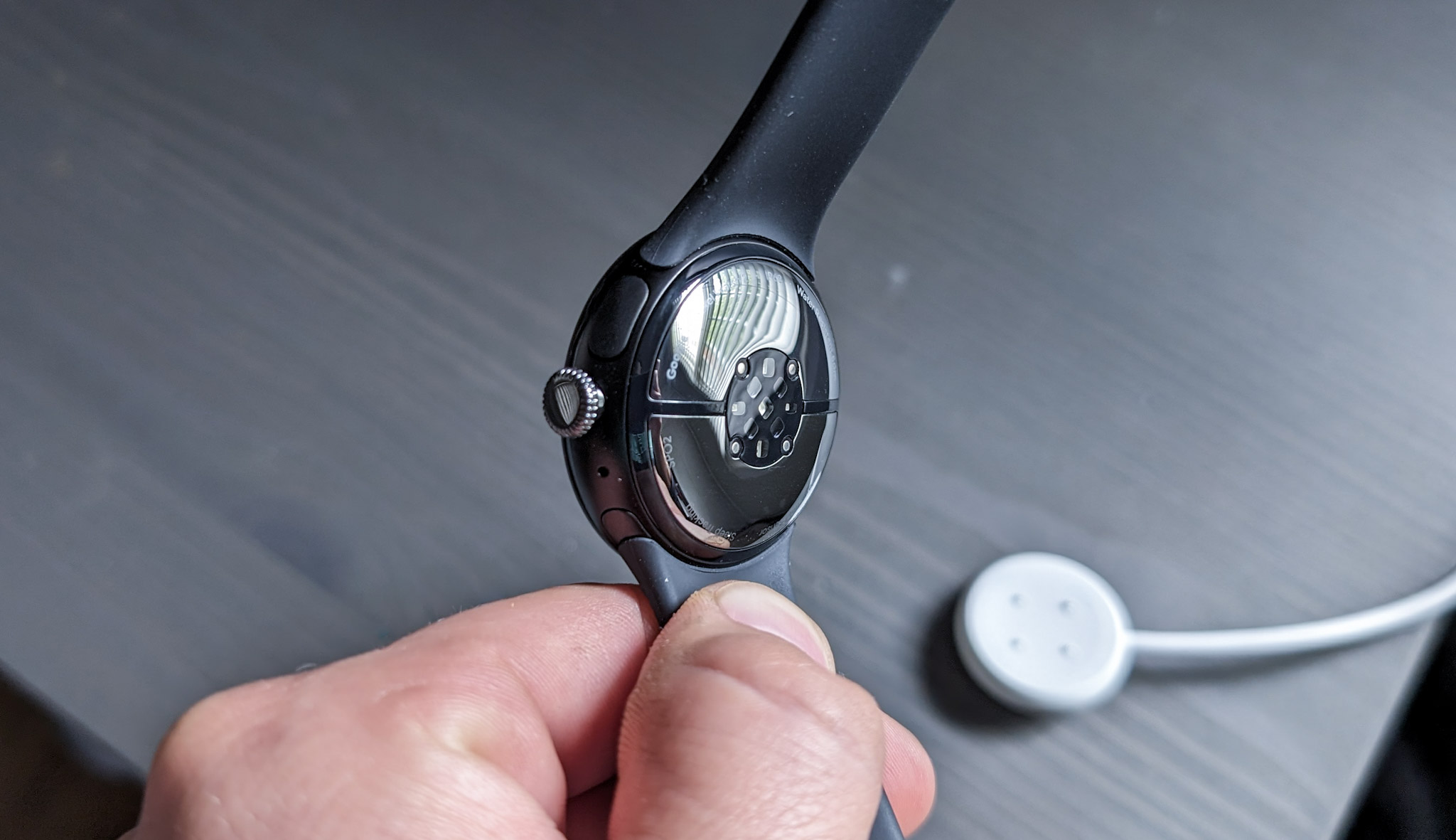 Pixel Watch 2: No Wireless Charging Impacts