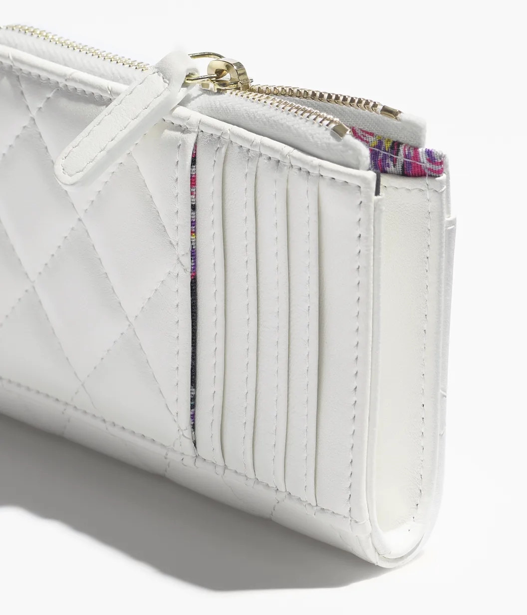 ZIPPED CARD HOLDER Lambskin & Gold-Tone Metal White