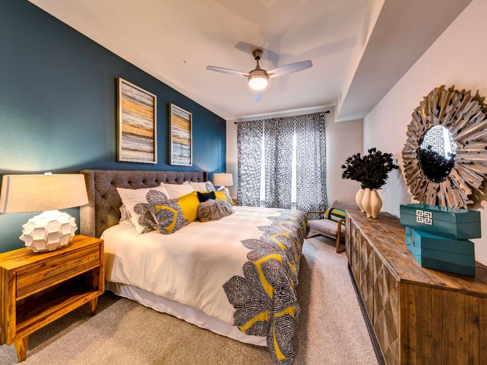 North 680 Furnished Apartments in Schaumburg, IL