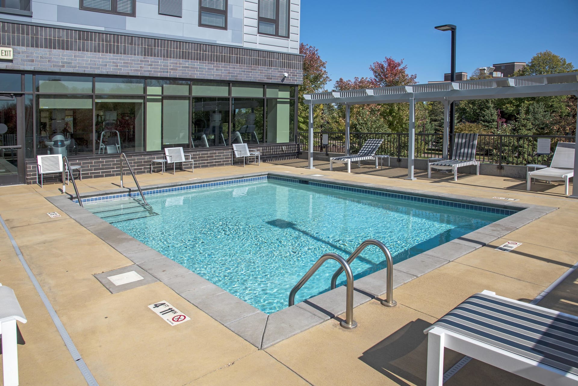 71 France Furnished Apartments Edina, MN