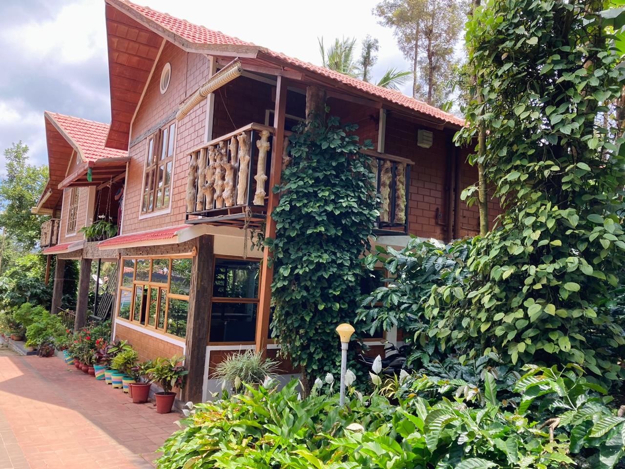 Deep Woodz Homestay Home Stays Association