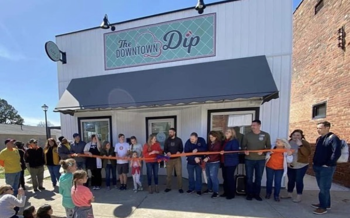 We All Scream For Ice Cream Downtown Dip Officially Open The Sphinx