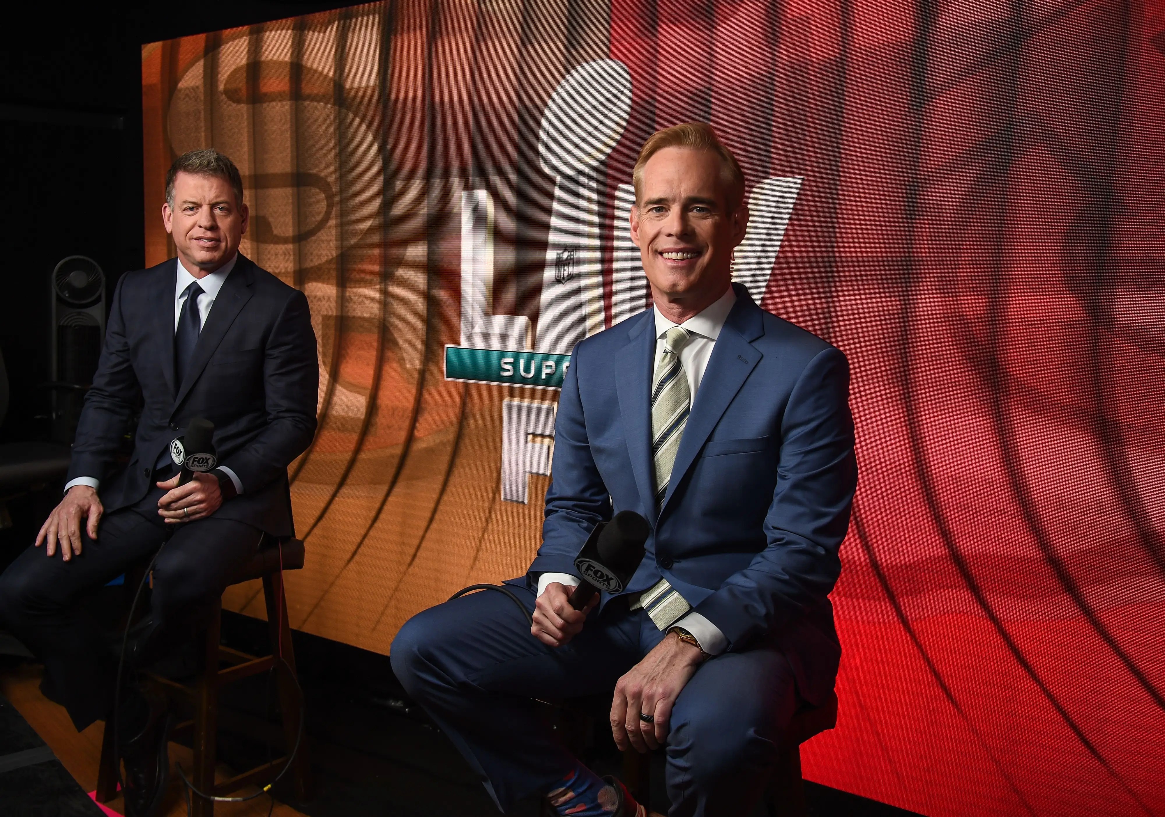 Joe Buck And Troy Aikman Seem Pretty Convinced That Tom Brady Will Play