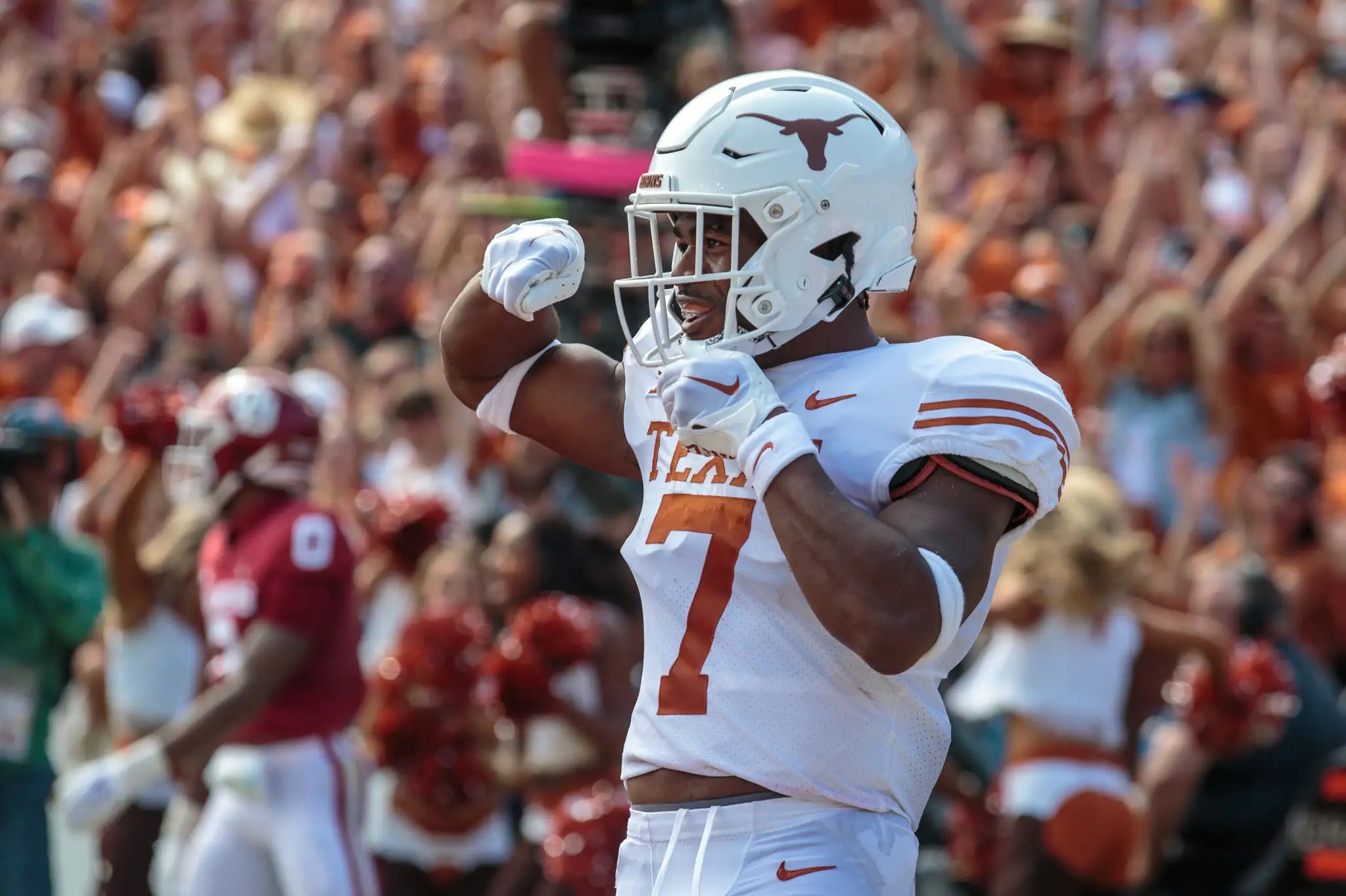 Texas Blows The Doors Off Oklahoma In The Red River Showdown While(021)