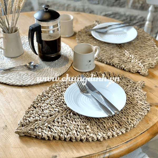 Seagrass placemat Chung Dinh