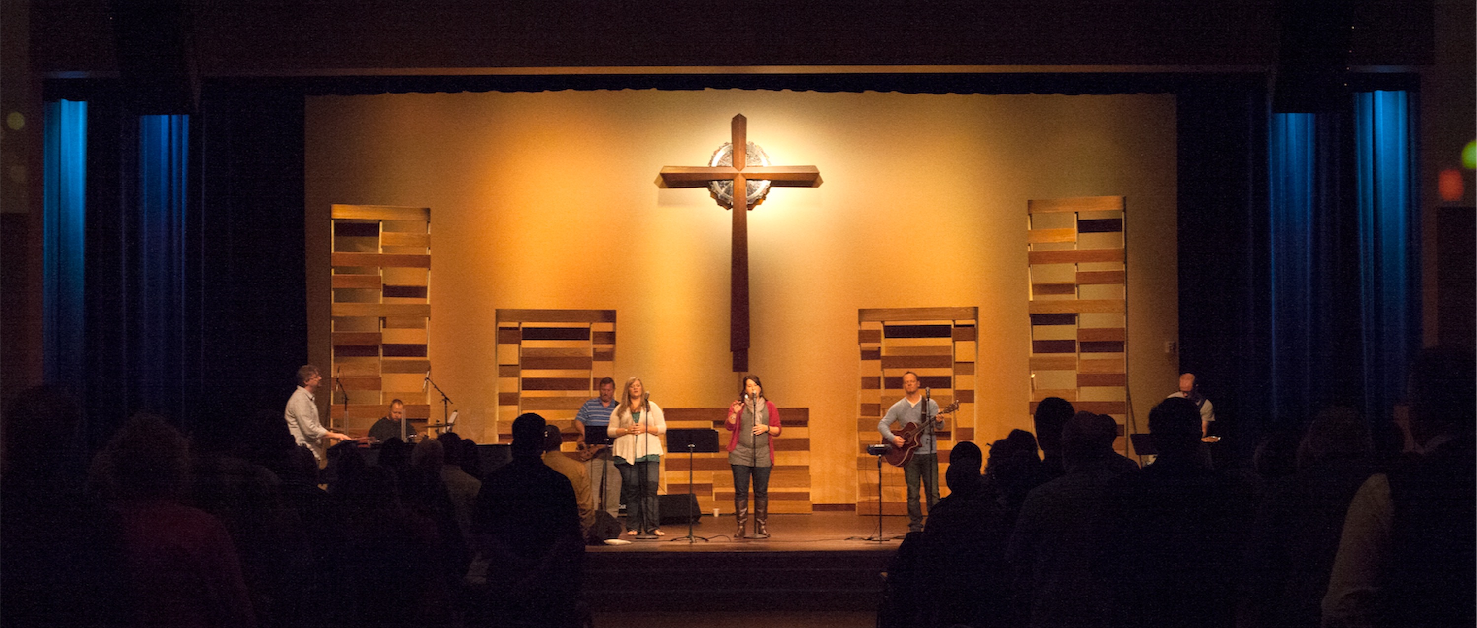 Real Wood Backings Church Stage Design Ideas