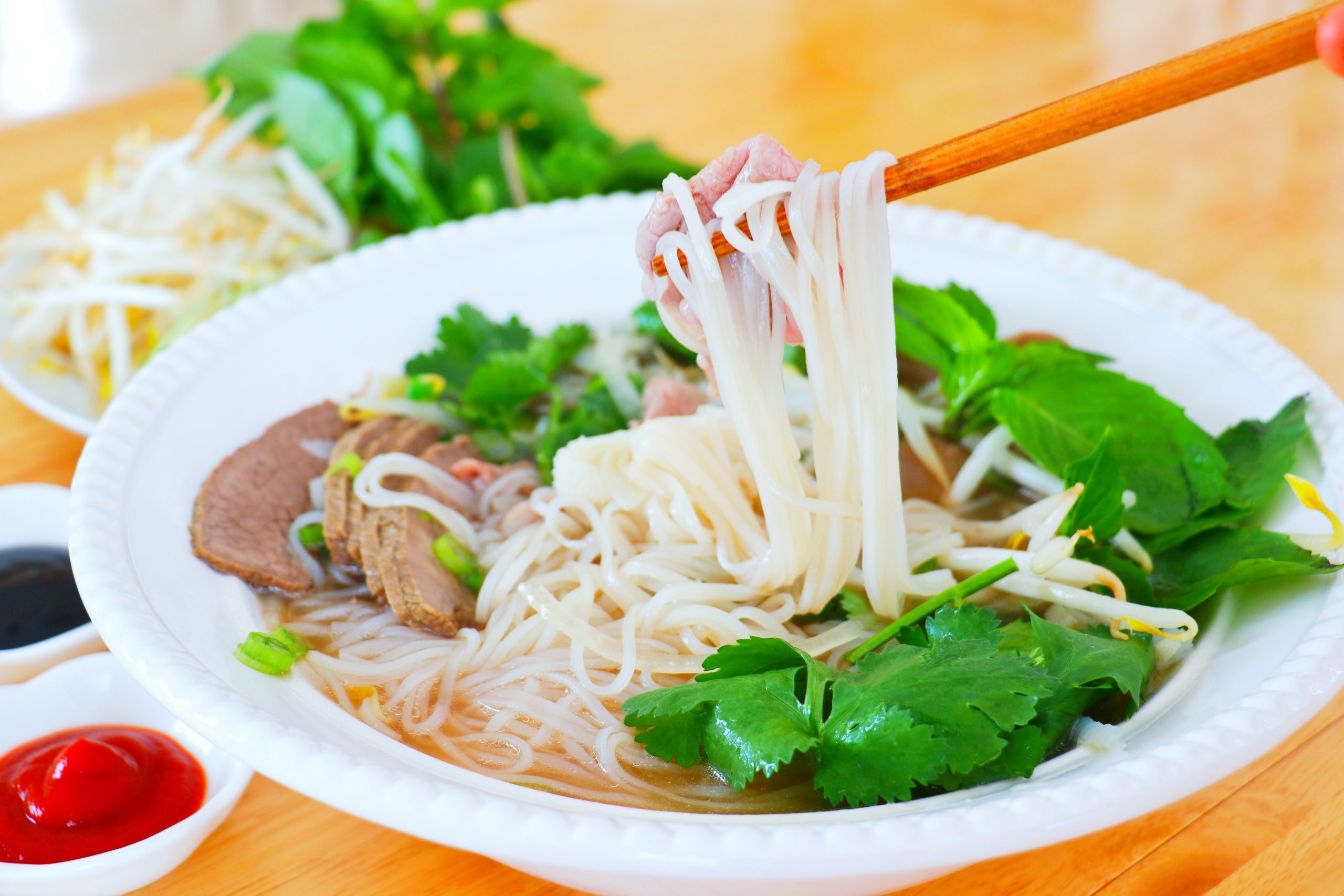 CiCiLi.tv How to Make Vietnamese Beef Pho Noodle Soup