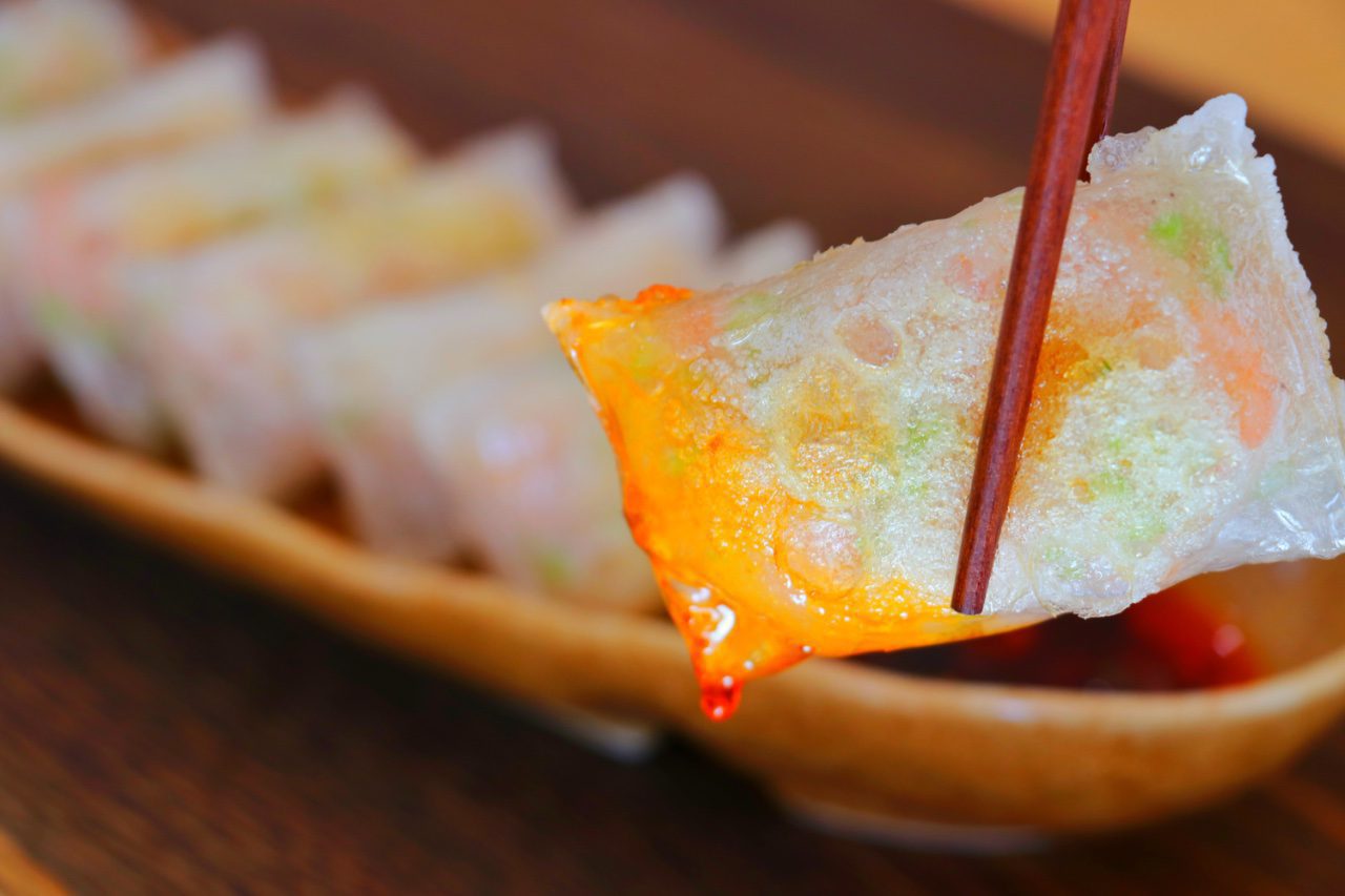 CiCi Li Crispy Shrimp Dumplings with Rice Paper