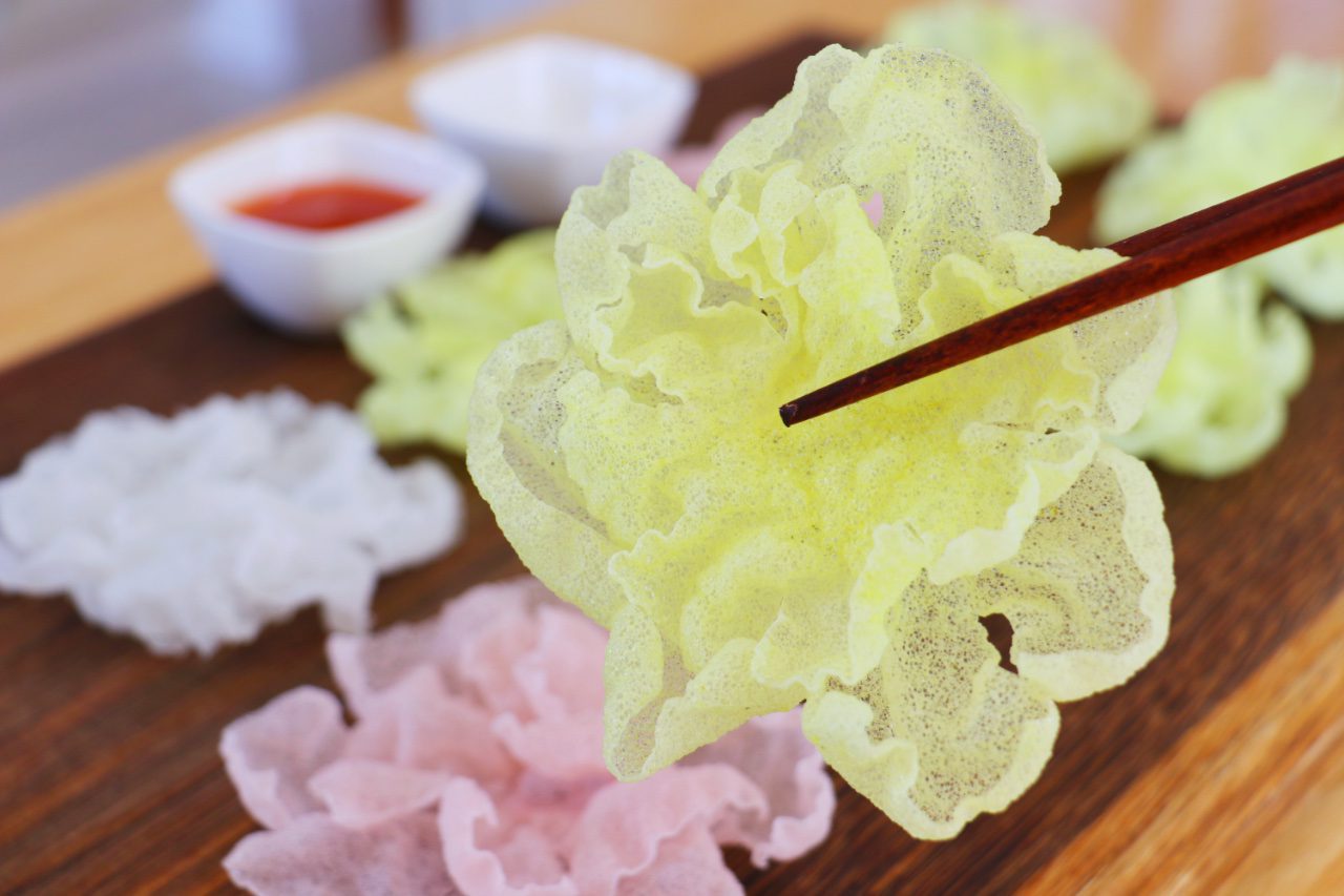 CiCi Li Crispy Rice Paper Flower Chips