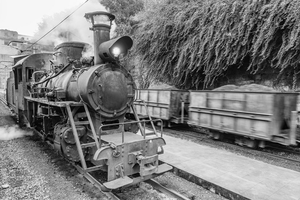 The History of Intermodal Shipping CIE Manufacturing