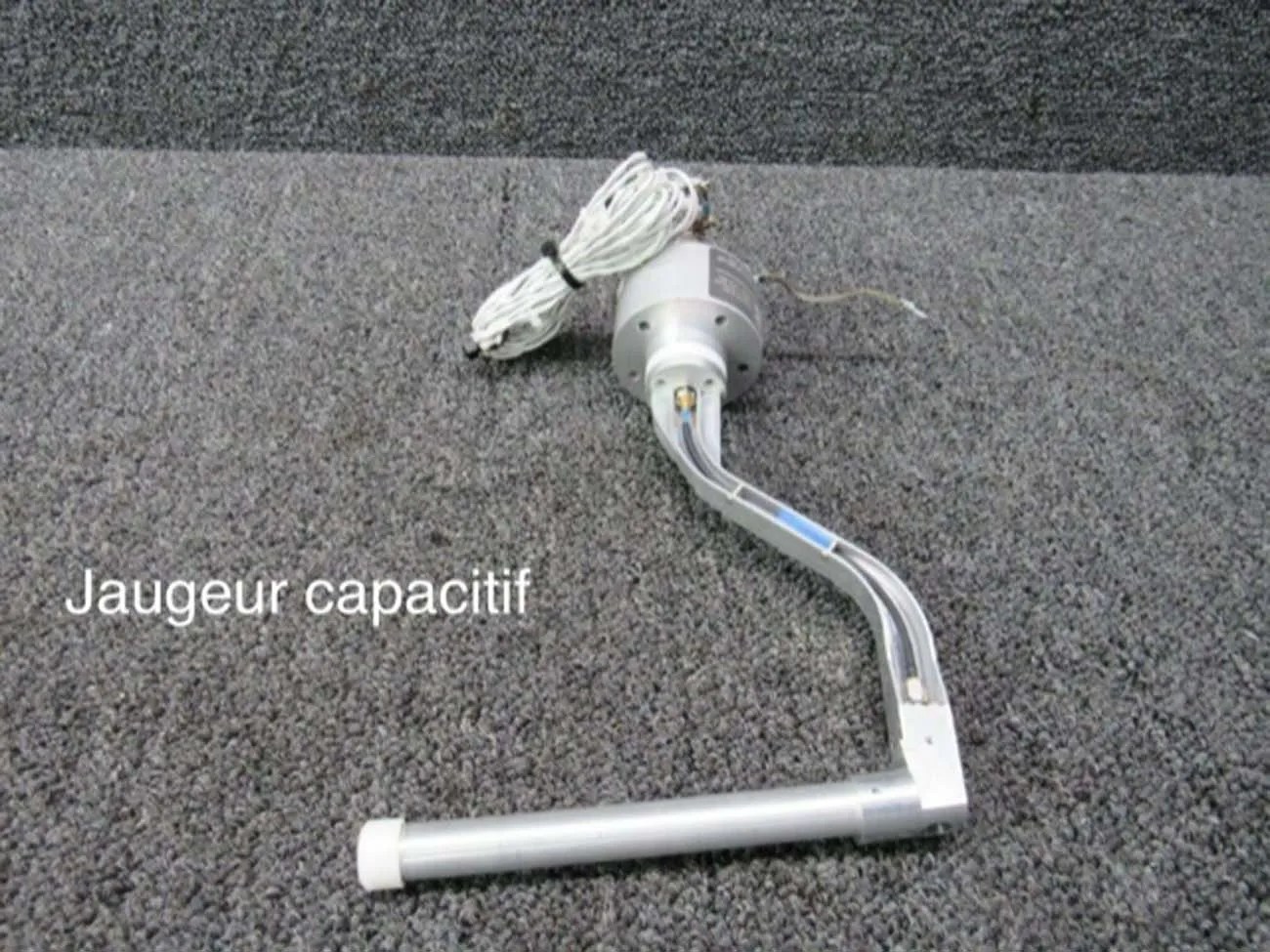 CIES fuel senders on 182T G1000 rock steady fuel level CiES Inc.