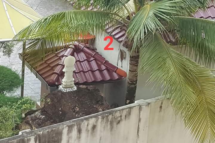 BATU BELAH BATU BERTANGKUP