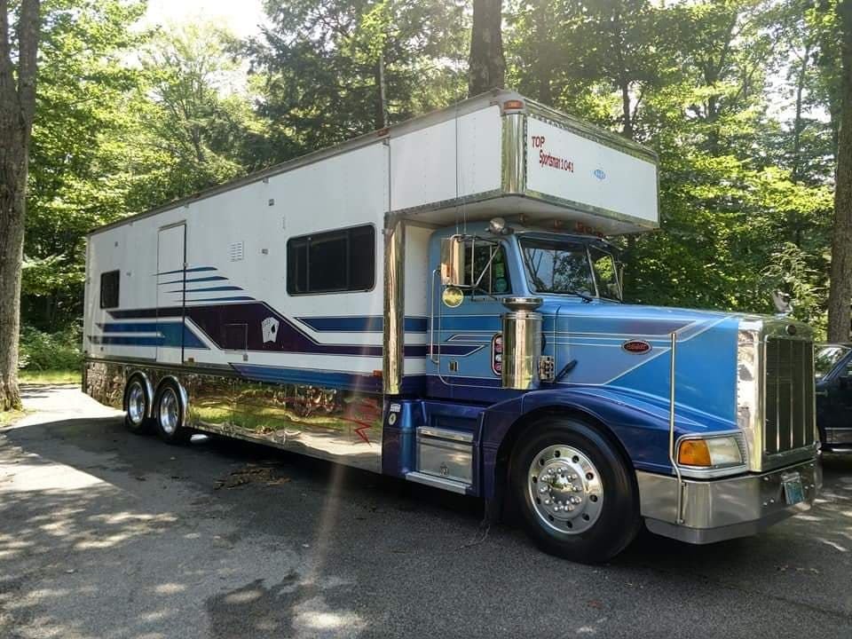 40 Ft. Custom Built Peterbilt Coach for Sale in PLAINFIELD, CT RacingJunk