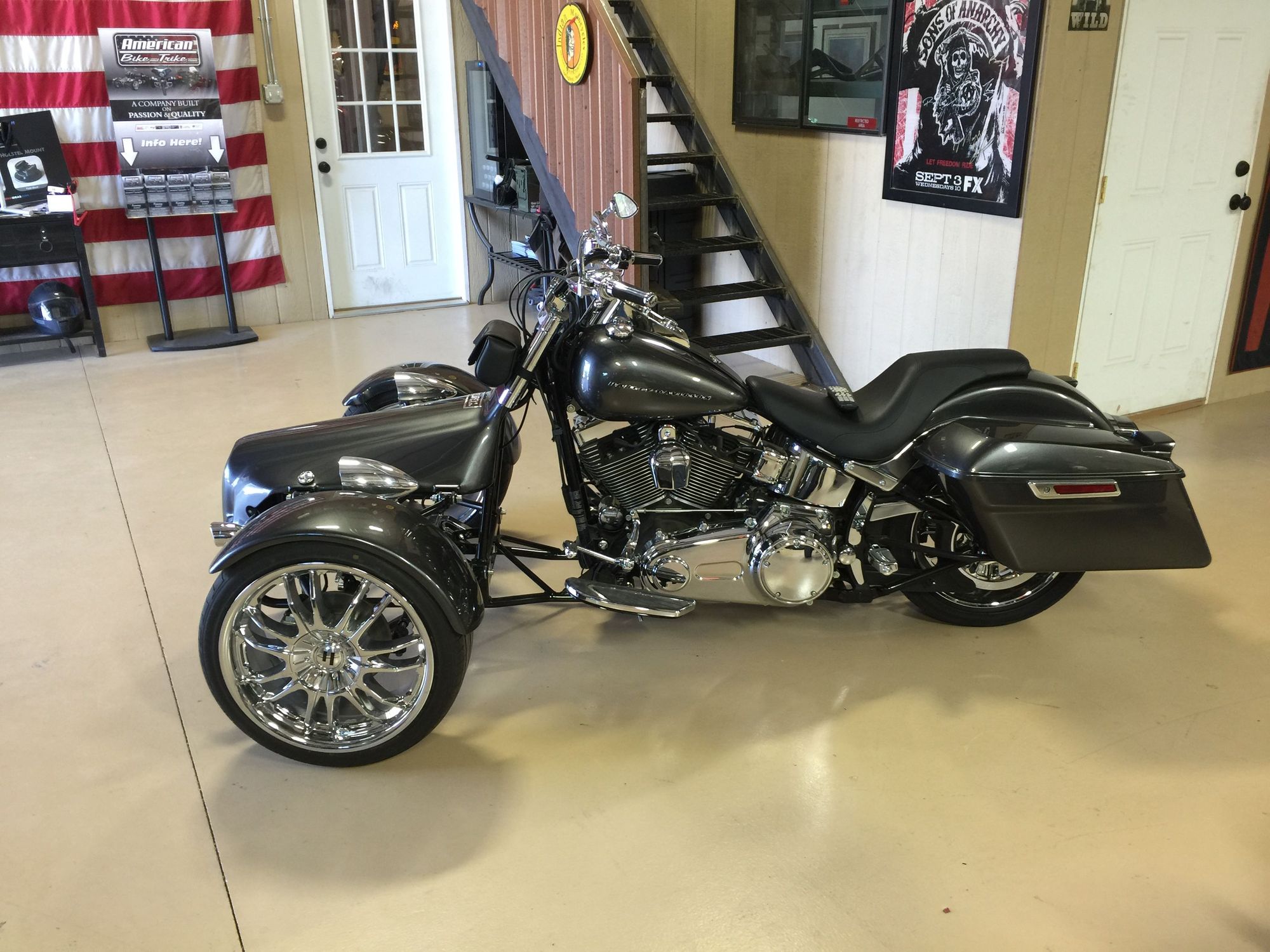 Transform Your HarleyDavidson into a "Reverse Trike" with a Tilting