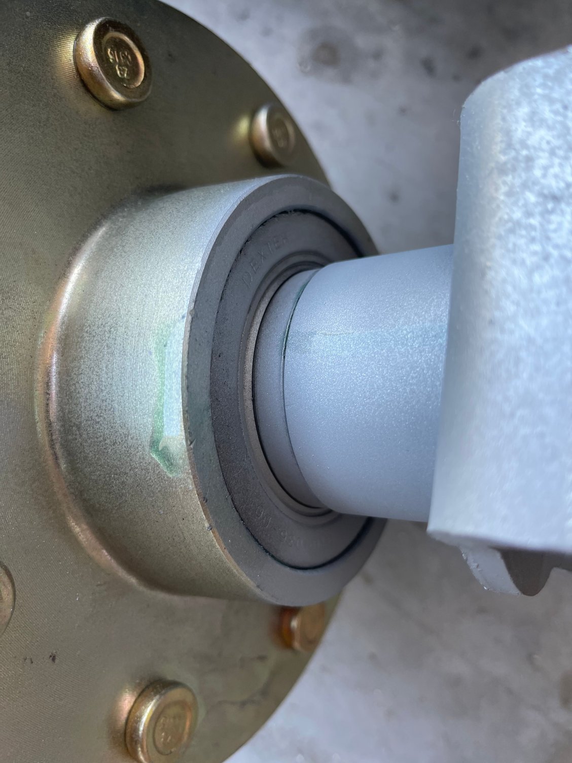 Vault hybrid grease/oil trailer hubs maintenance free? The Hull