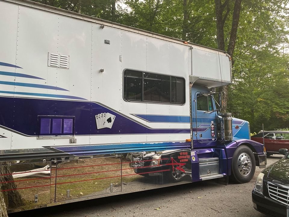 40 Ft. Custom Built Peterbilt Coach for Sale in PLAINFIELD, CT RacingJunk