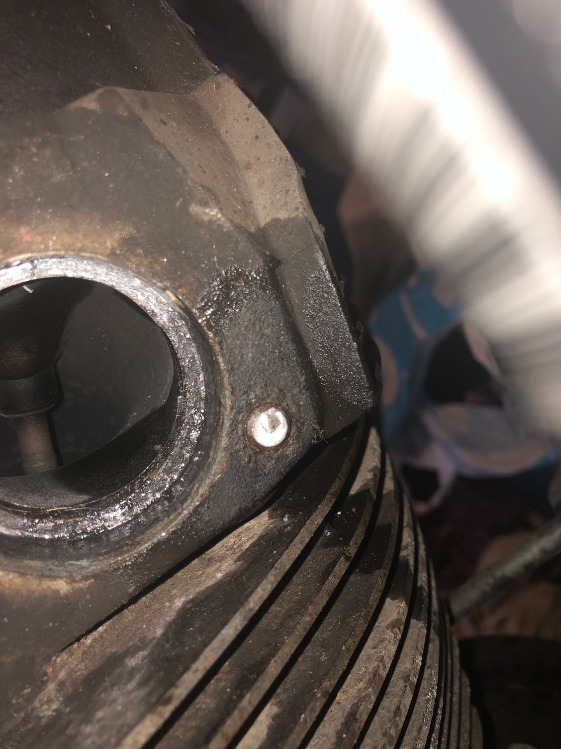 Snapped Front exhaust head stud. Harley Davidson Forums
