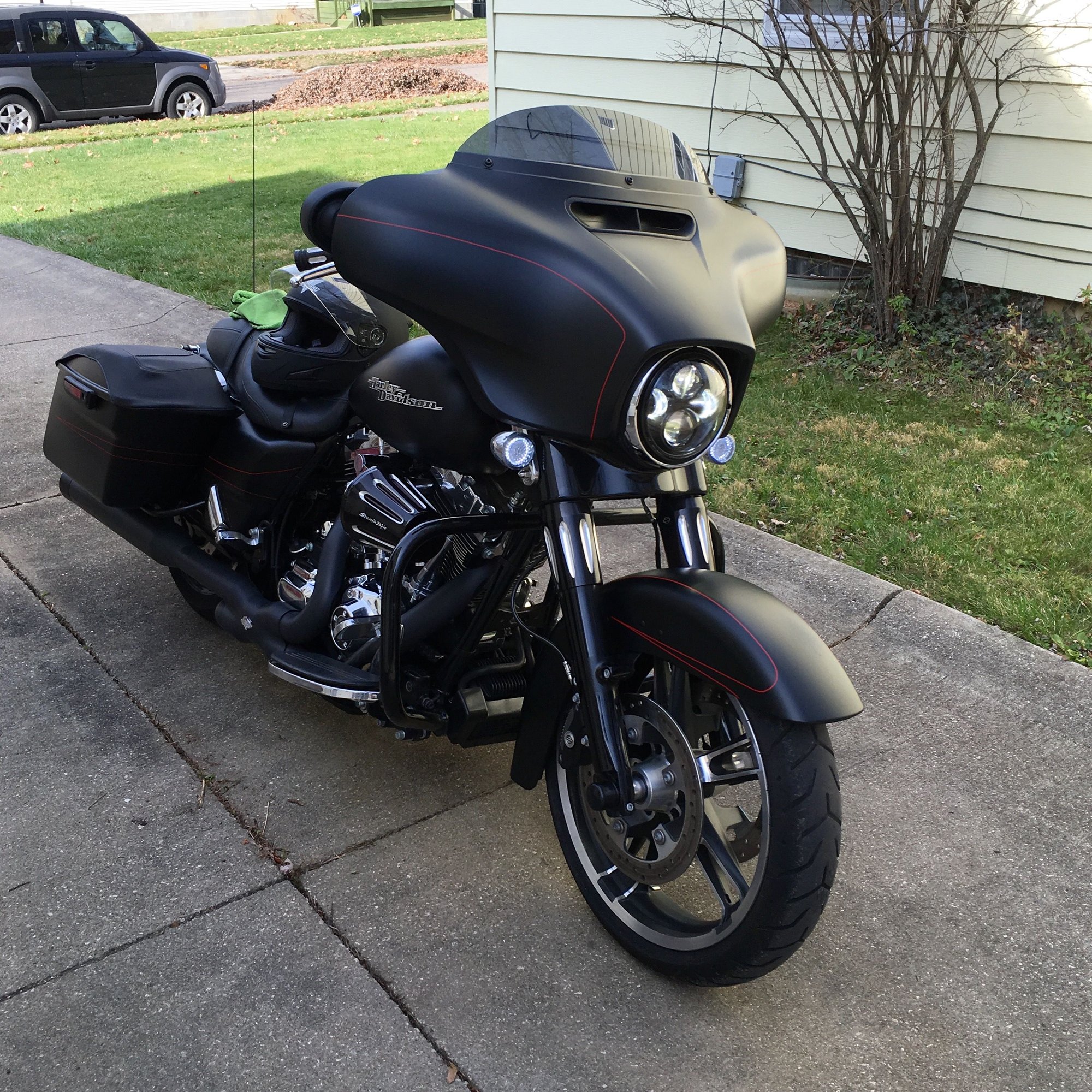 Post up your blacked out bikes... Page 16 Harley Davidson Forums