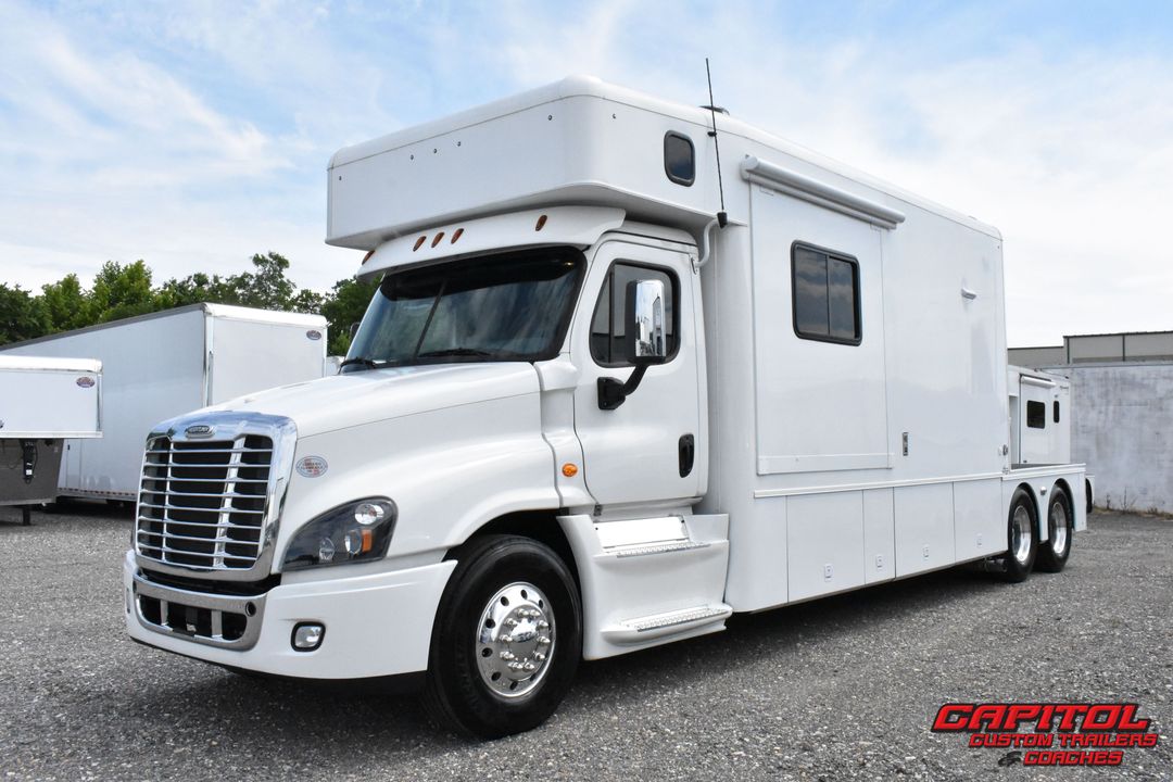 2022 17' TOTERHOME WITH BUNKS! ANOTHER 1ST FROM CAPITOL!!! for Sale in