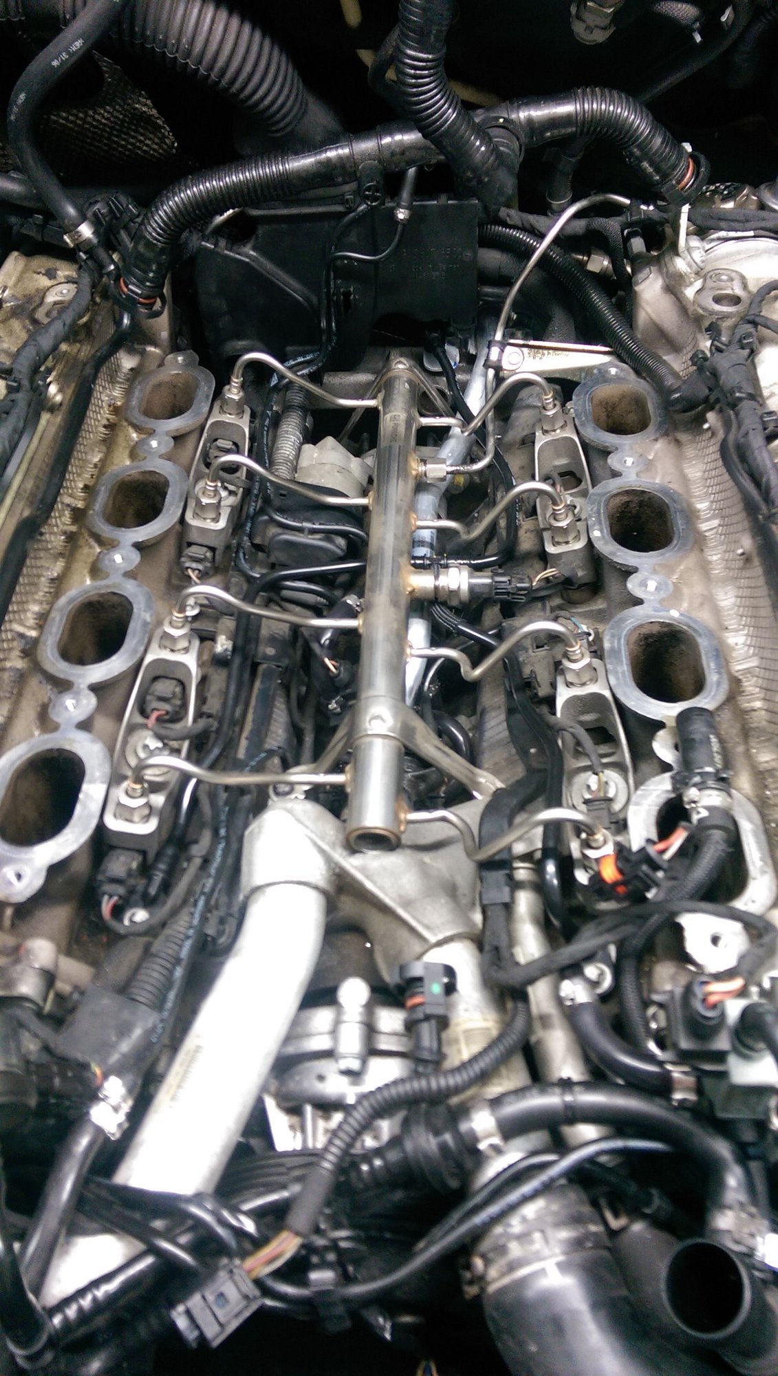 Cayenne 957 Coolant Pipe Issue Water Distributor