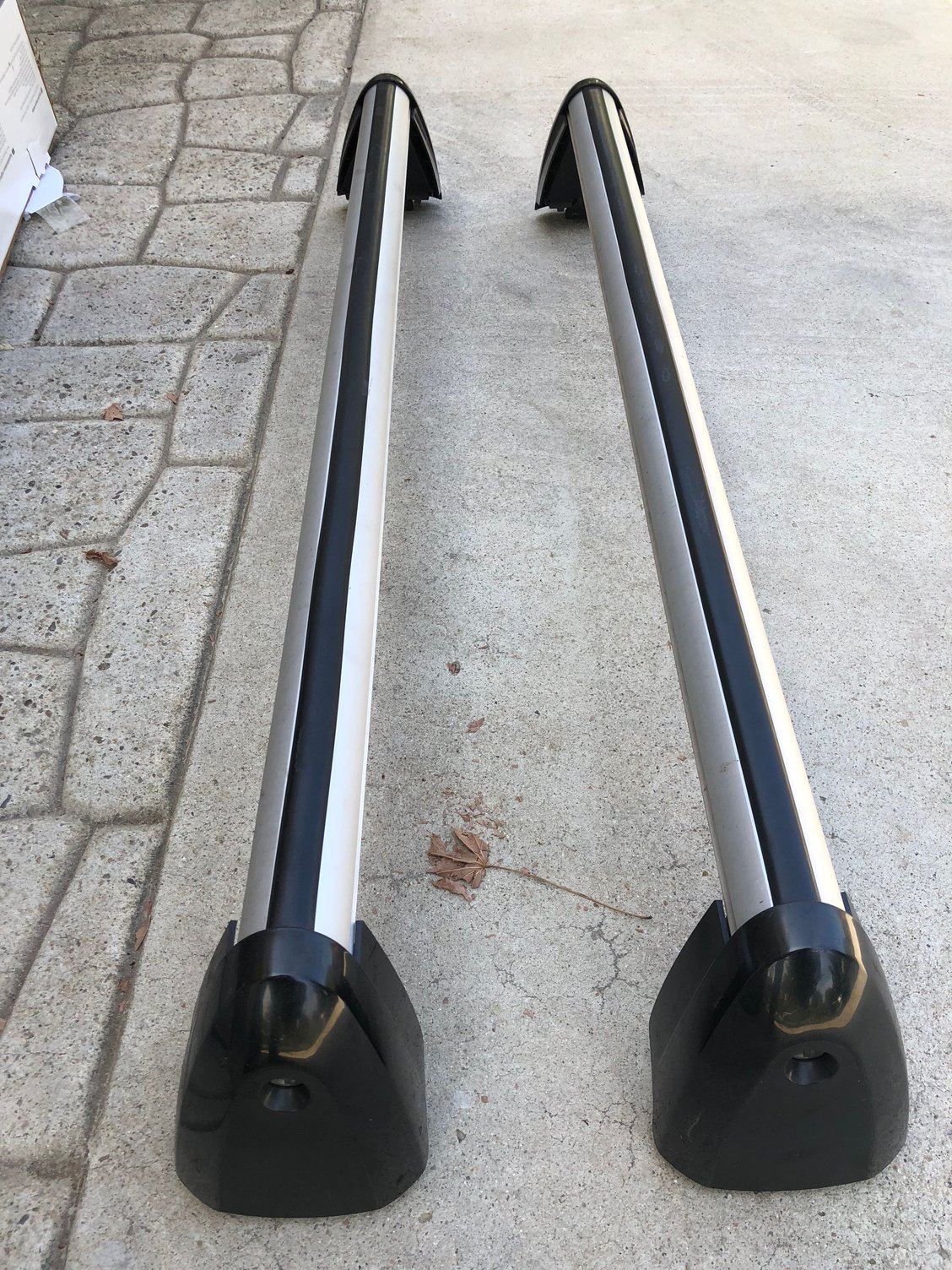 Audi A3 Base Carrier Bars (roof rack) plus Bag AudiWorld Forums