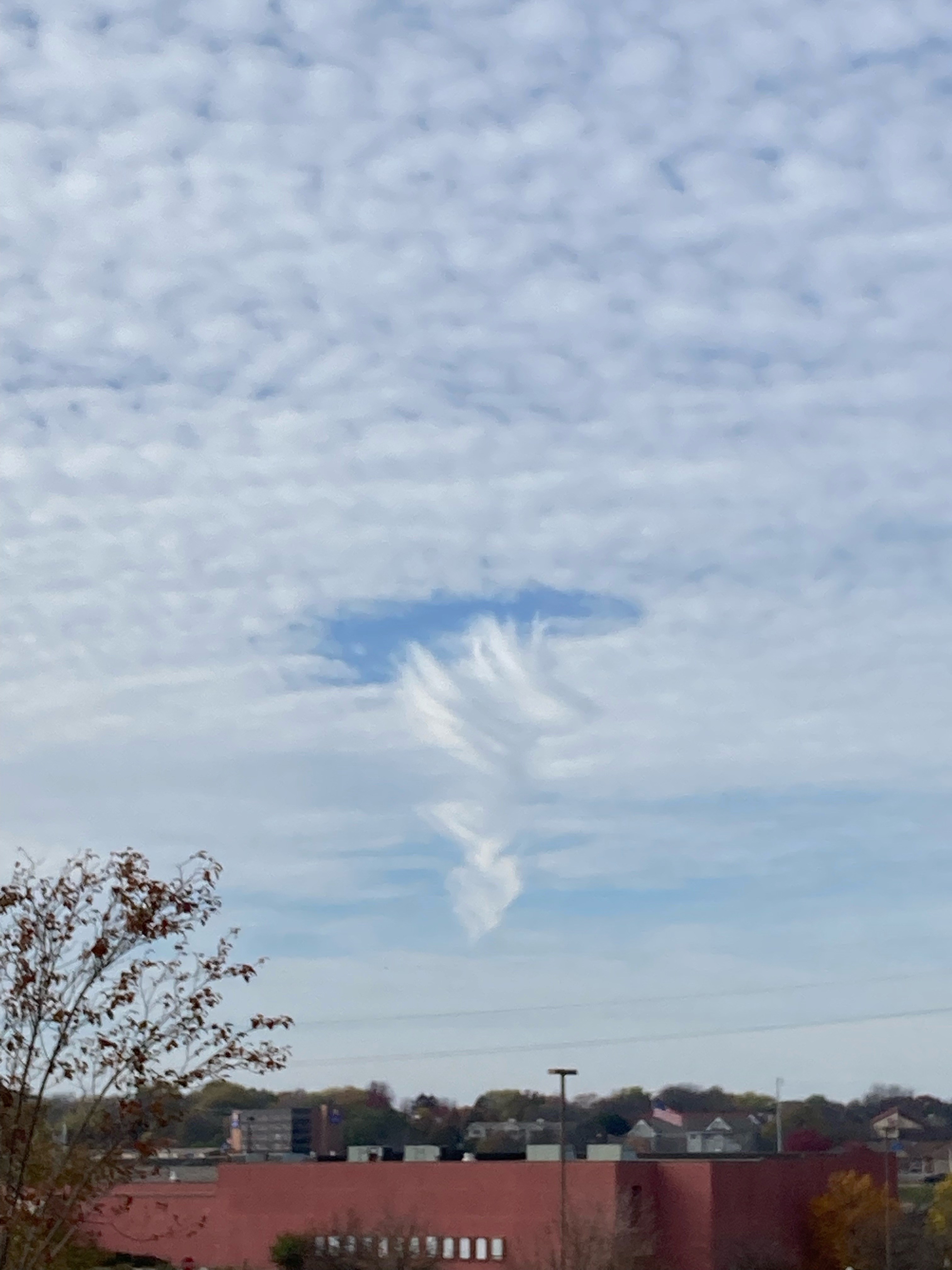 Hole punch clouds over the Upper Midwest — CIMSS Satellite Blog, CIMSS