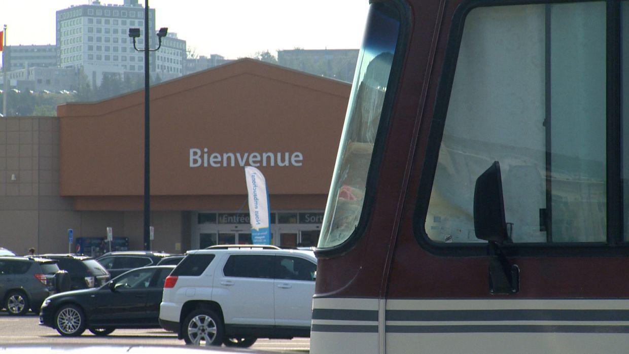 Stationnement pour VR au Walmart de RivièreduLoup problème ou