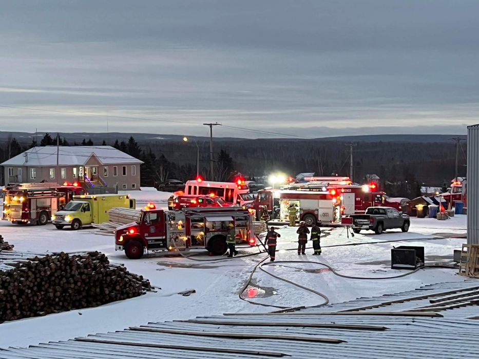 Important incendie à la scierie de SaintElzéardeBonaventure TVA