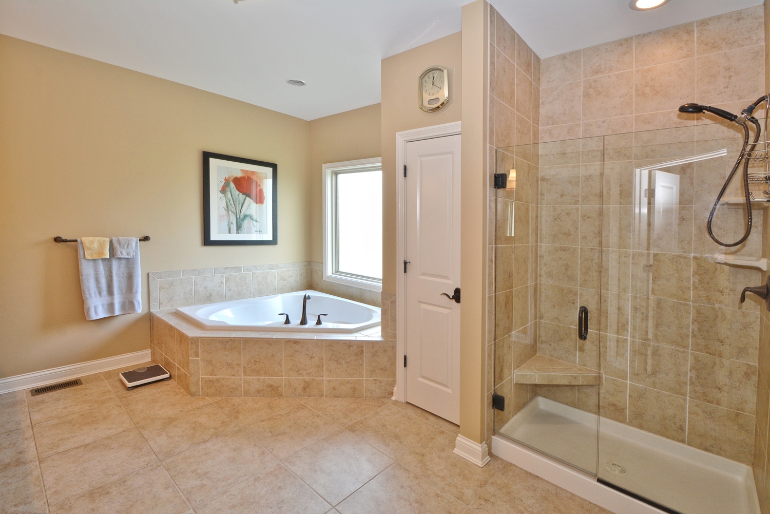 Luxury Living in Monfort Heights Cincinnati Homes and Real Estate