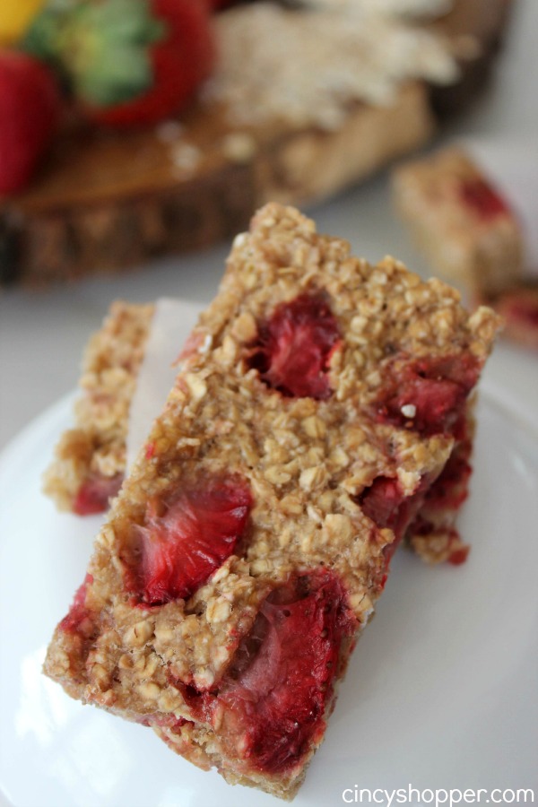 Strawberry Banana Granola Bars Recipe