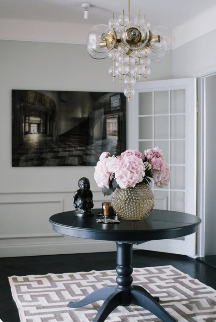 Seven Tips for Styling Round Entry Tables Cindy Hattersley Design
