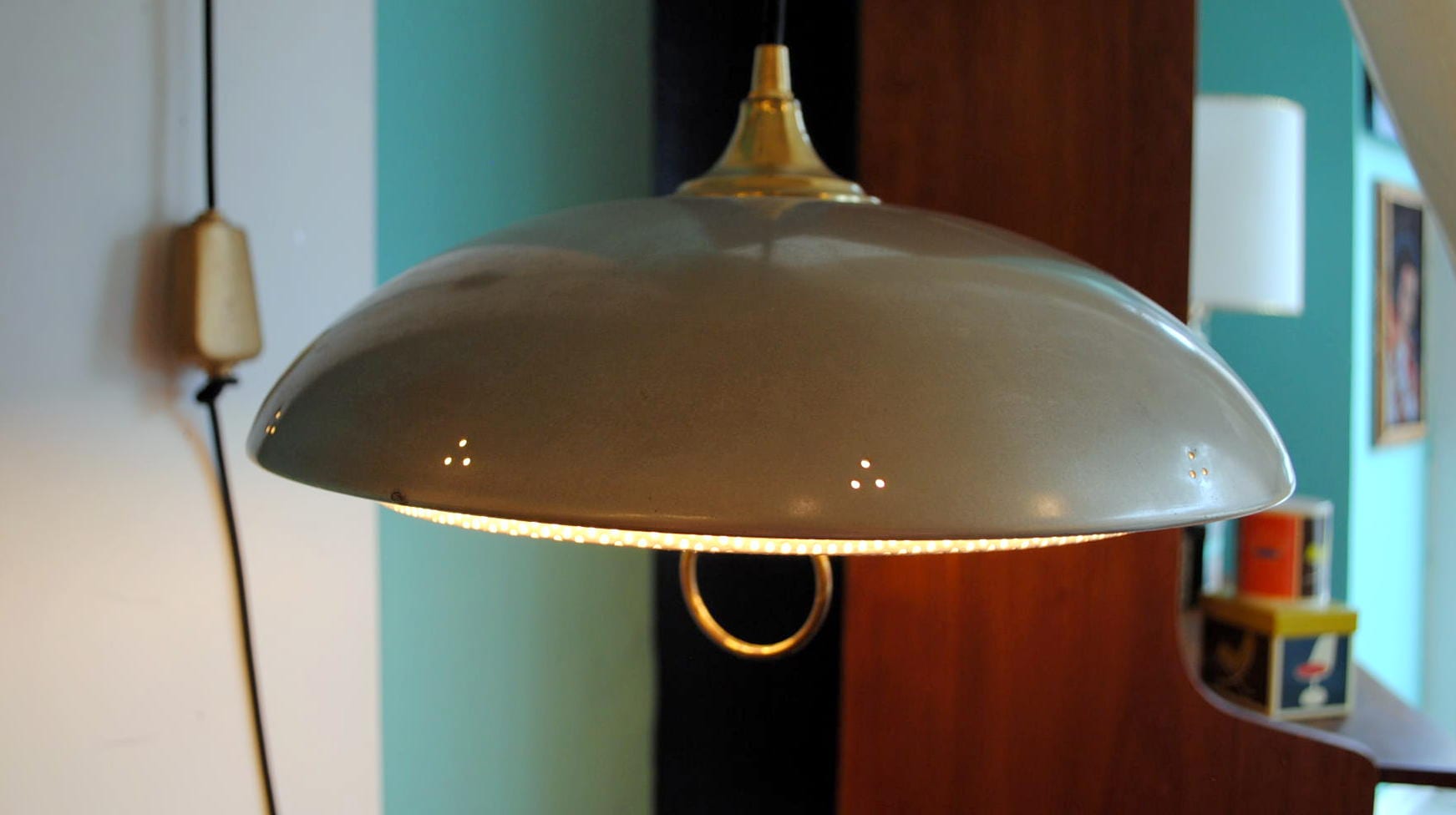 1950’s Toleware Pull Down Wall Lamp/Sconce Circa