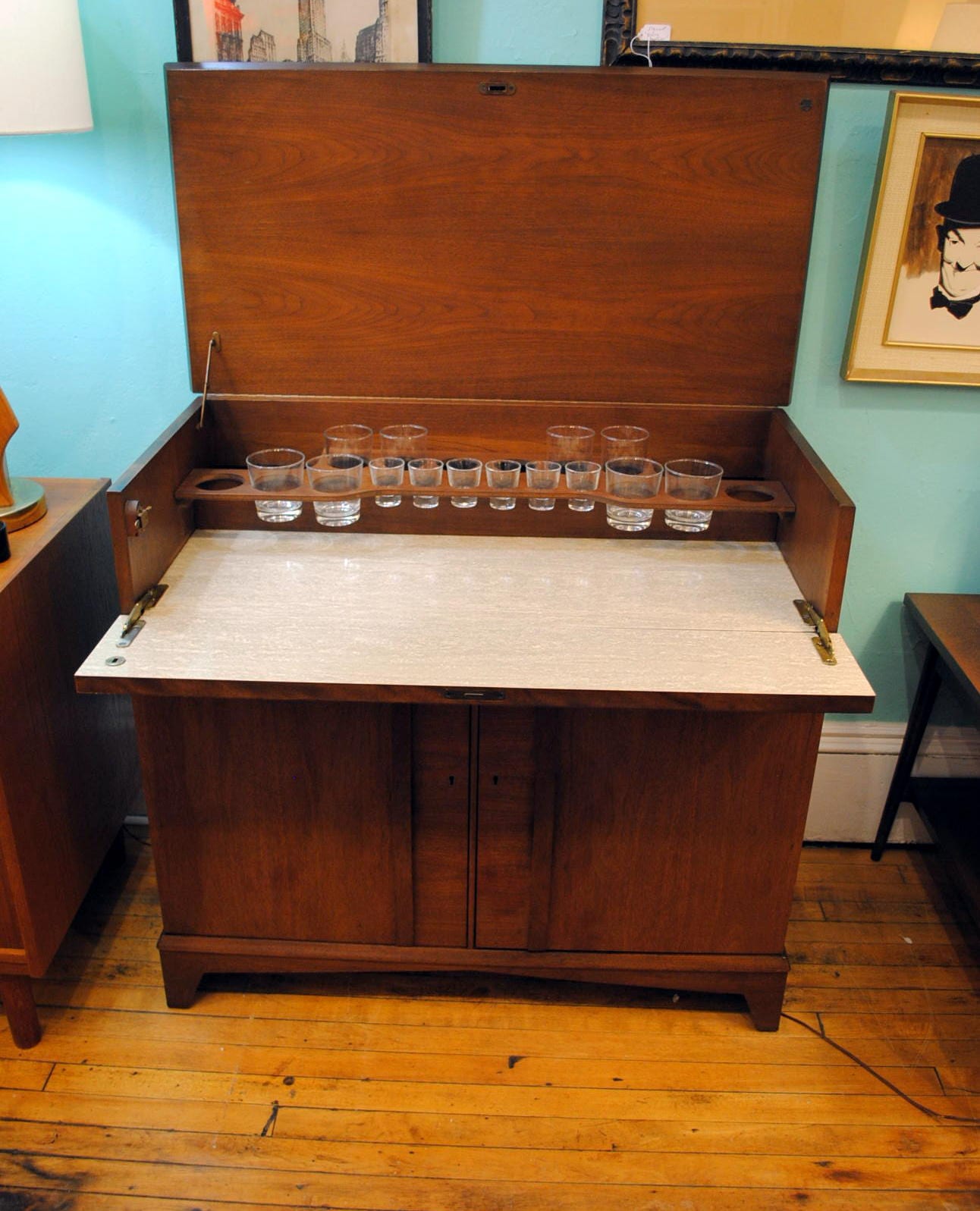 Mid Century Bar w/Glasses Circa