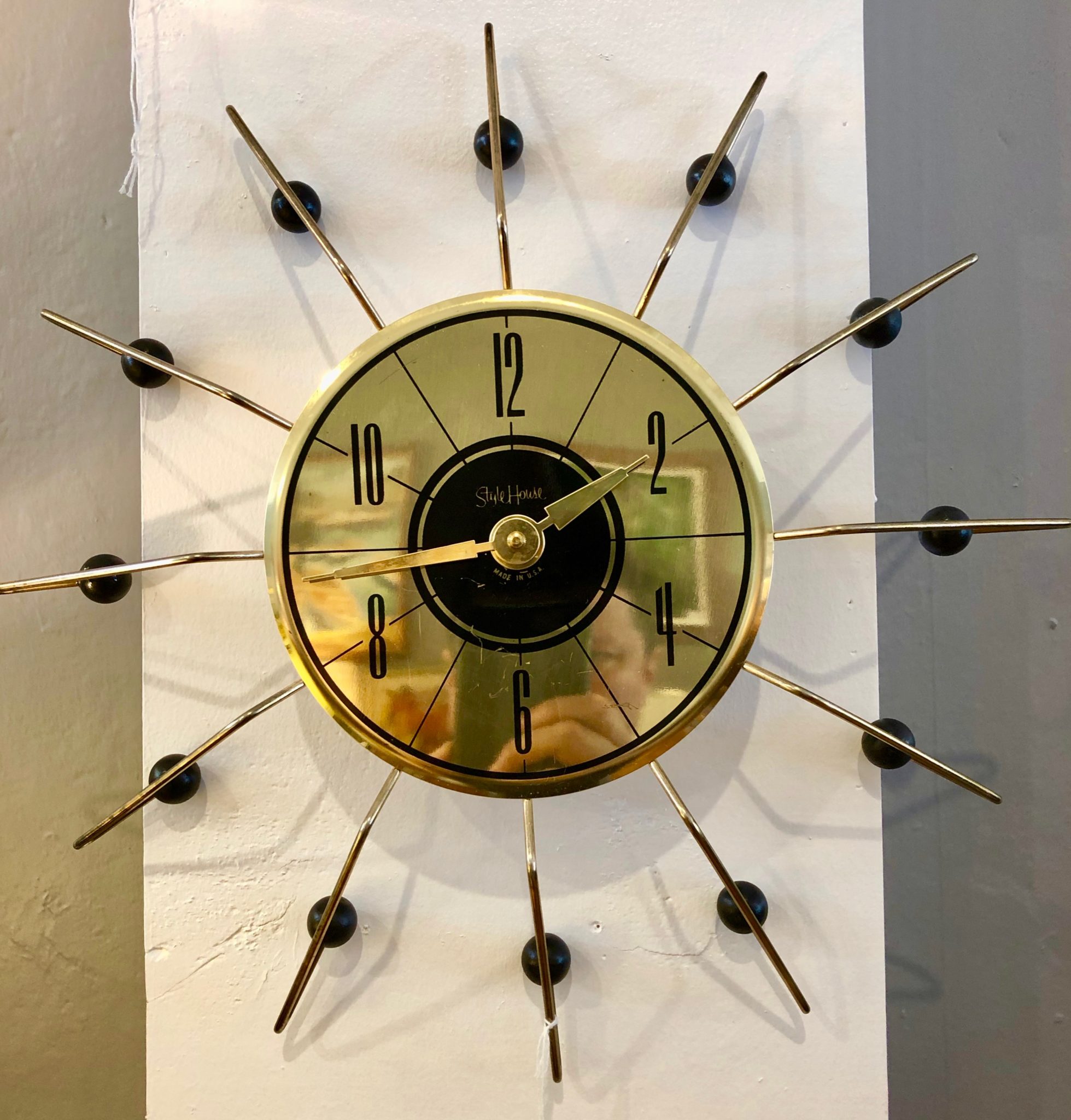 1950's Atomic Wall Clock Circa