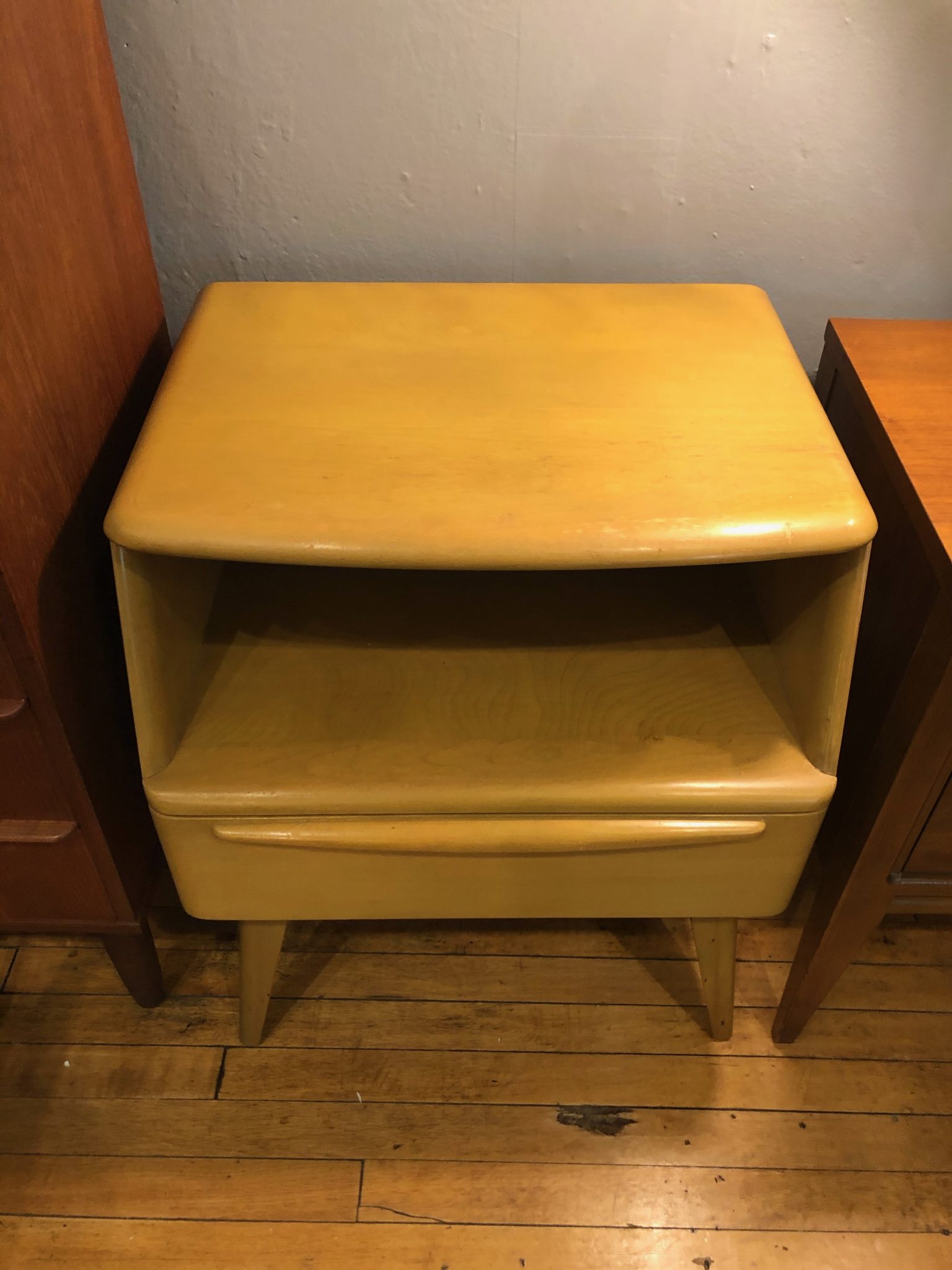 Heywood Wakefield single drawer Nightstand in Wheat Circa