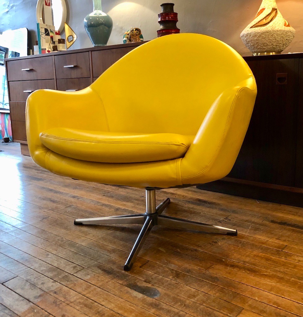 Overman Pod Swivel Chair in Canary Yellow 1970’s Circa Overman Pod Swivel Chair in Canary Yellow 1970’s Circa