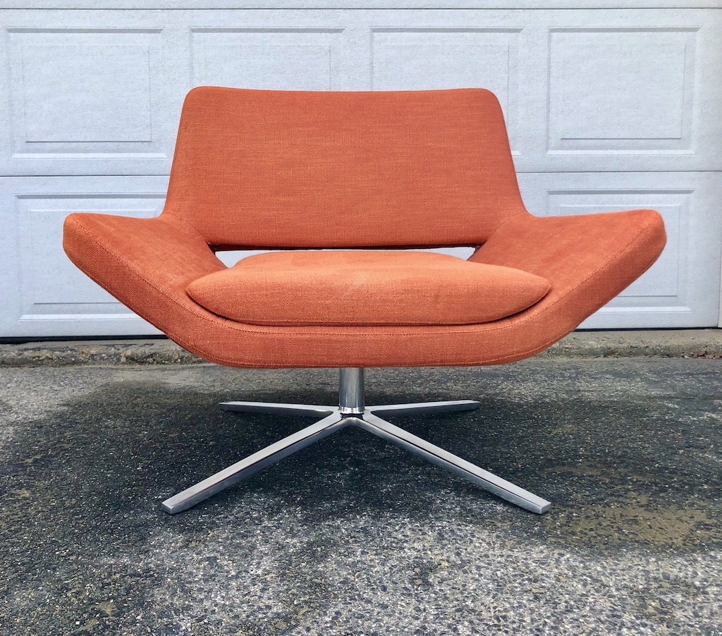 B&B Italia ‘Metropolitan” Swivel Lounge ChairOrange Circa