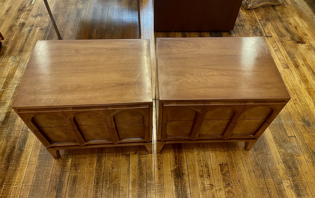 Pair of Mid Century Nightstands in Walnut & Burl Circa