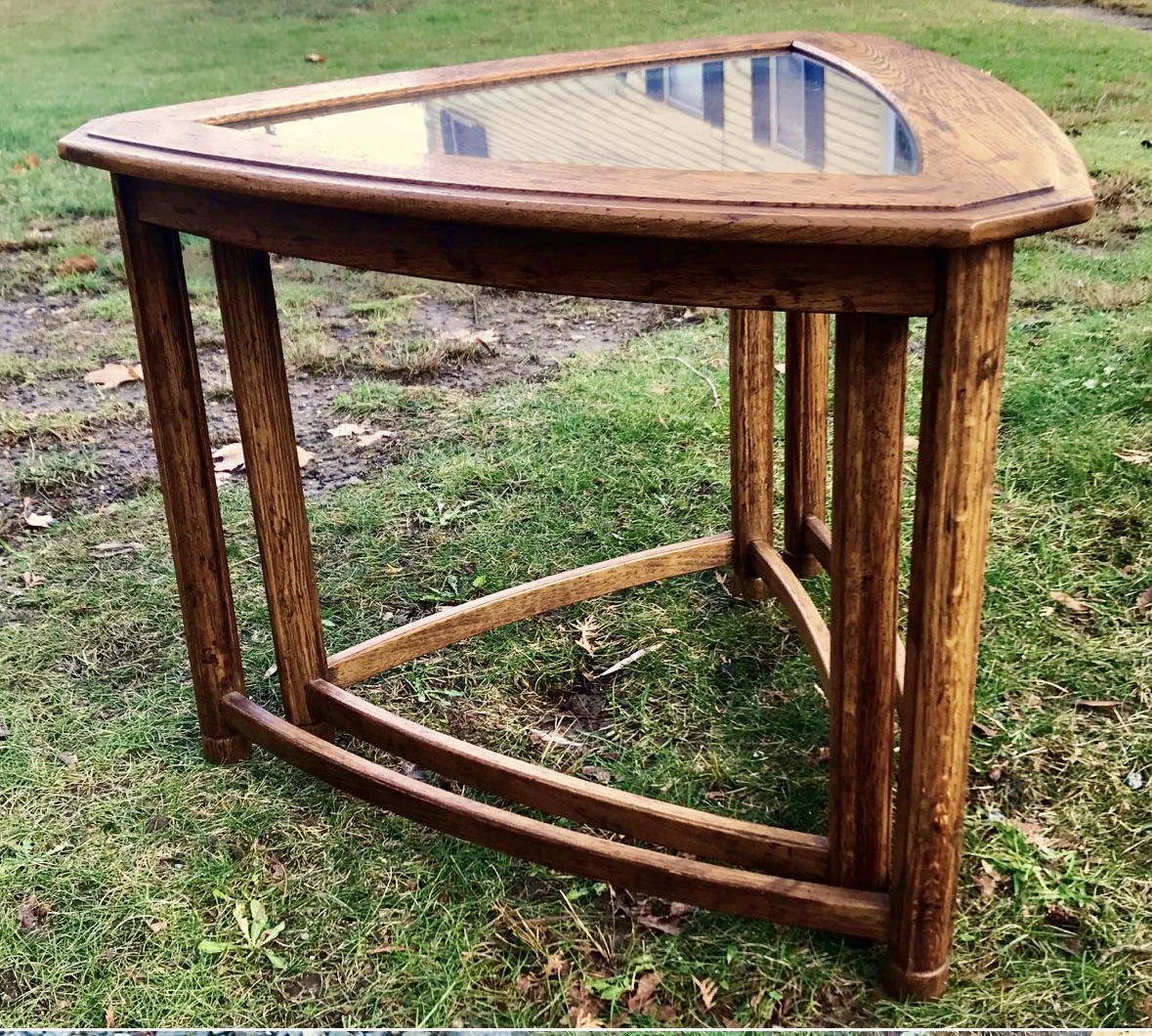 1960s Henredon Heritage Guitar Pick Nesting Tables Circa