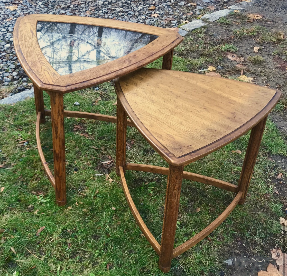 1960s Henredon Heritage Guitar Pick Nesting Tables Circa