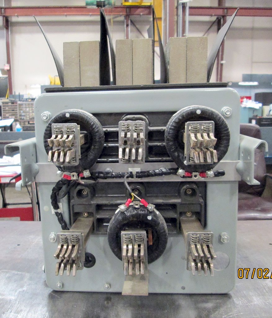 Allis Chalmers type LA600 Blue Manually Operated Air Circuit Breaker