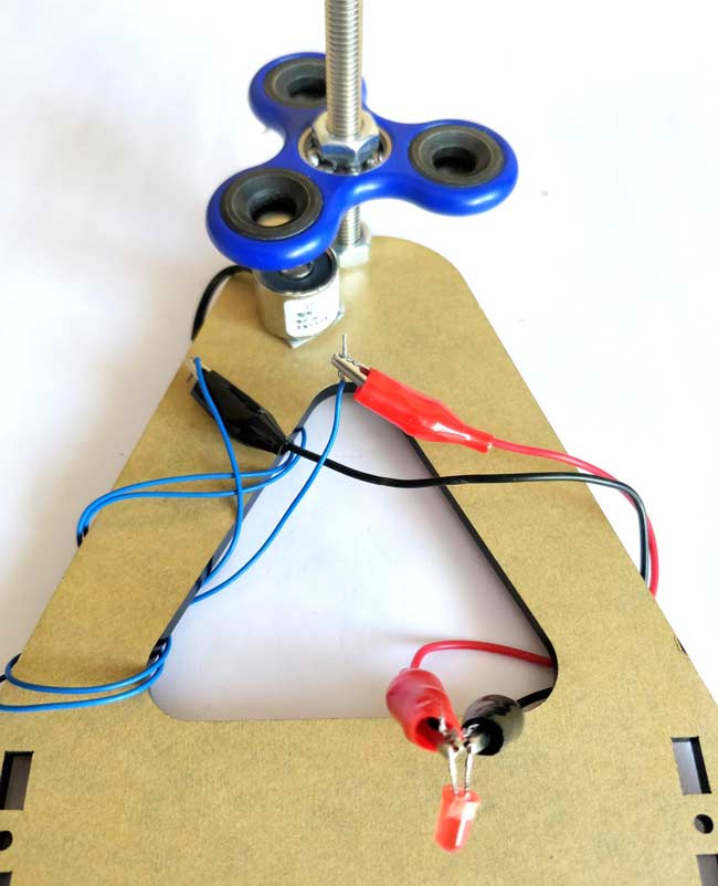 DIY Fidget Spinner Electricity Generator