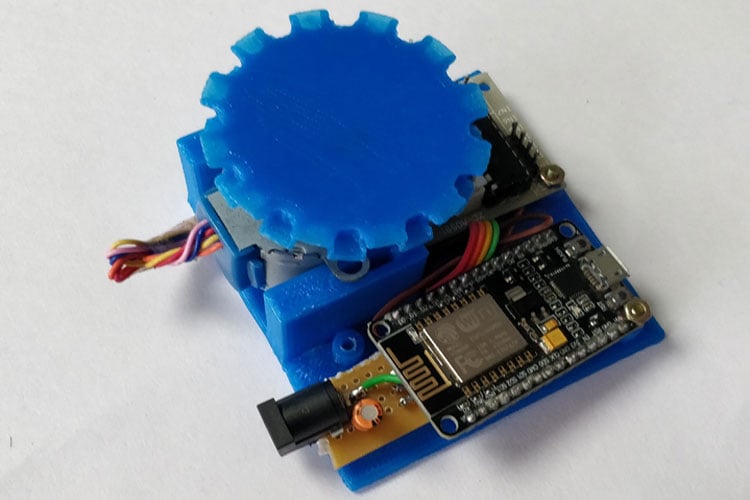 Arduino based Roller Blinds to Automate and Control your Window