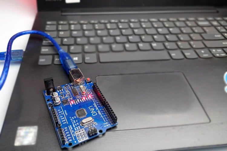 Different Ways to Power Arduino Board How to Power Your Arduino Board with Different Power Options